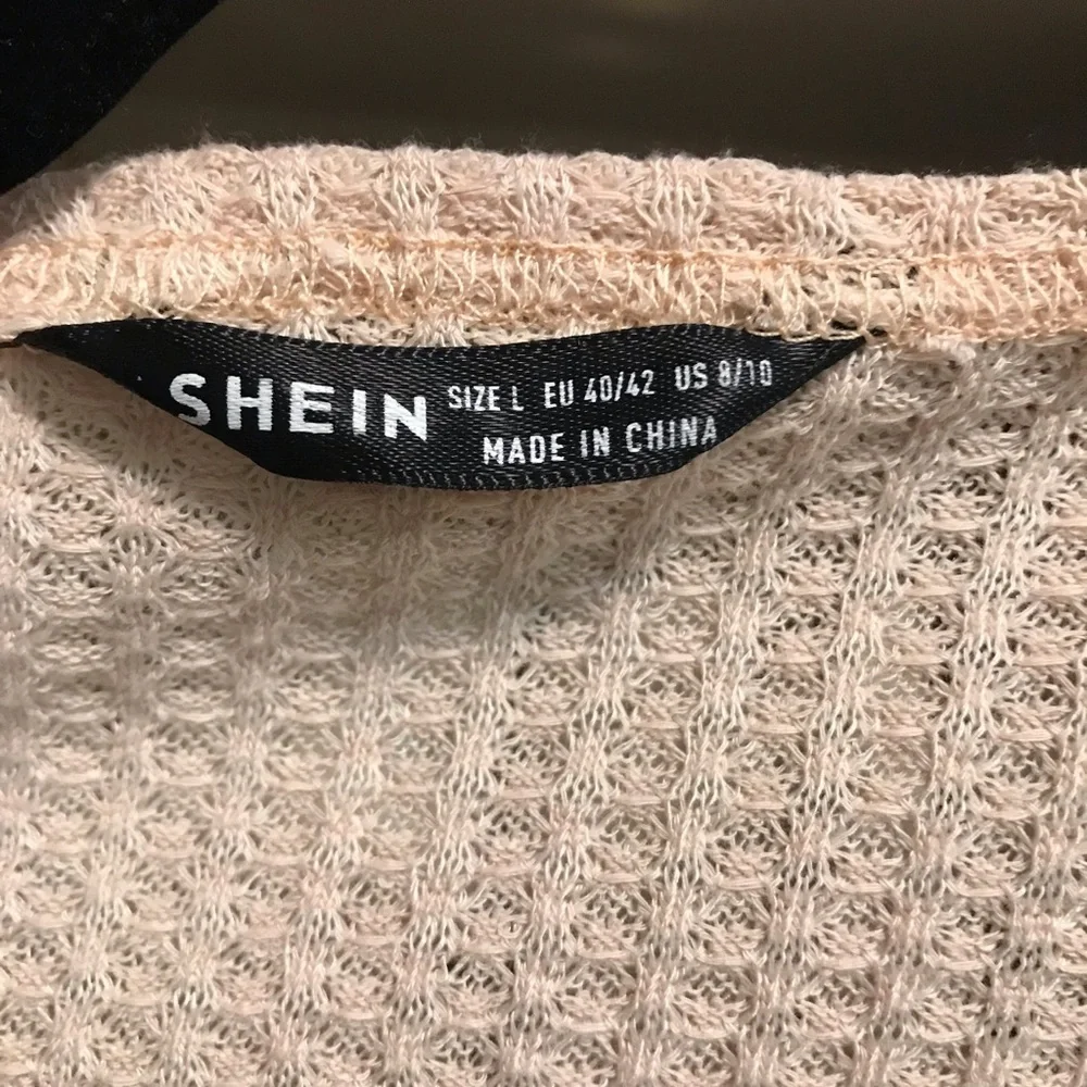 Cream Textured V-Neck Blouse - Picture 3 of 3